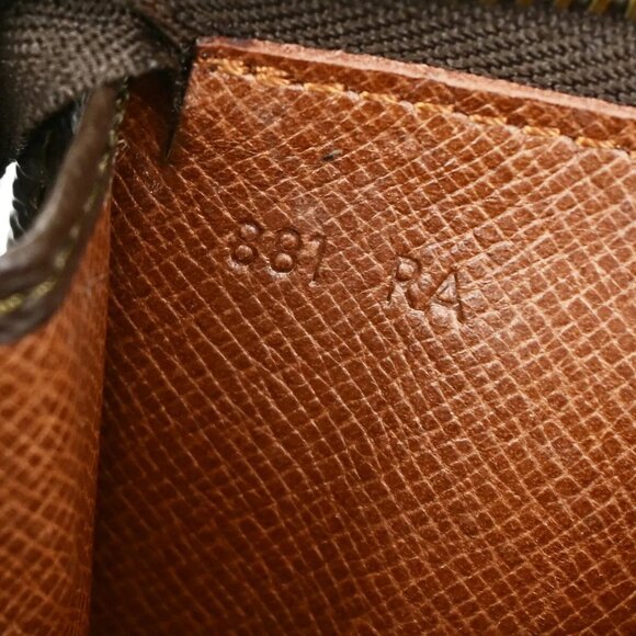 LOUIS VUITTON Pochette Compact Tool Pouch Bag Monogram Leather BN - Picture 2 of 15